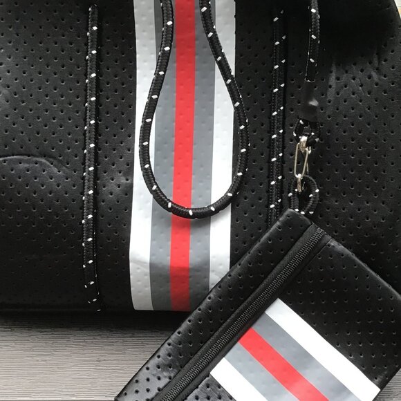 Large Neoprene Weekender Travel Handbag Tote with Matching Coin Purse NEW - Picture 5 of 9